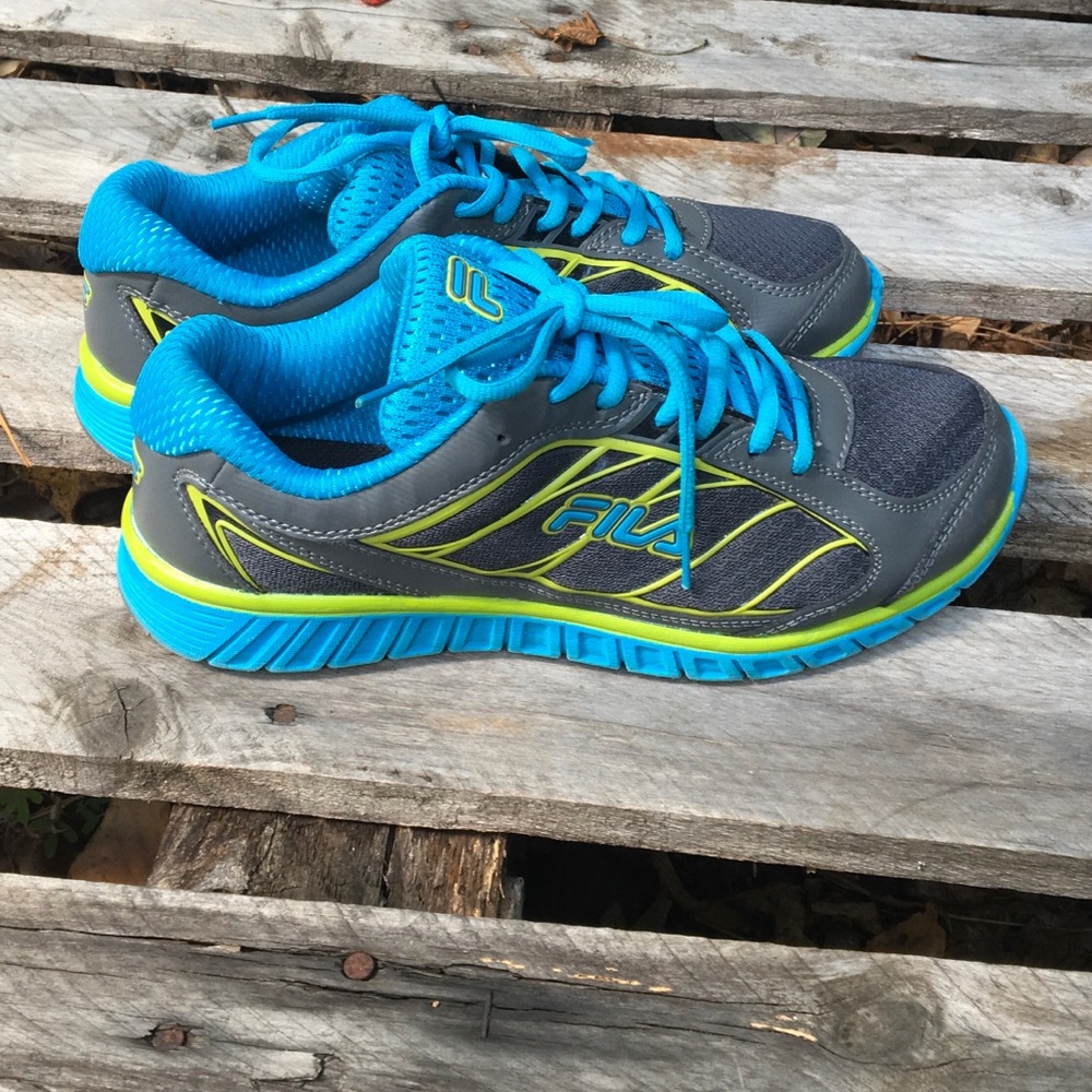 Fila Cool Max Memory Foam Running Athletic Shoes